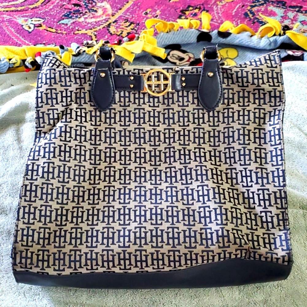 Tommy Hilfiger shoulder bag